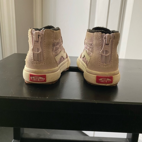 Toddler 4 Vans high top purple suede with purple cheetah print - Picture 4 of 11